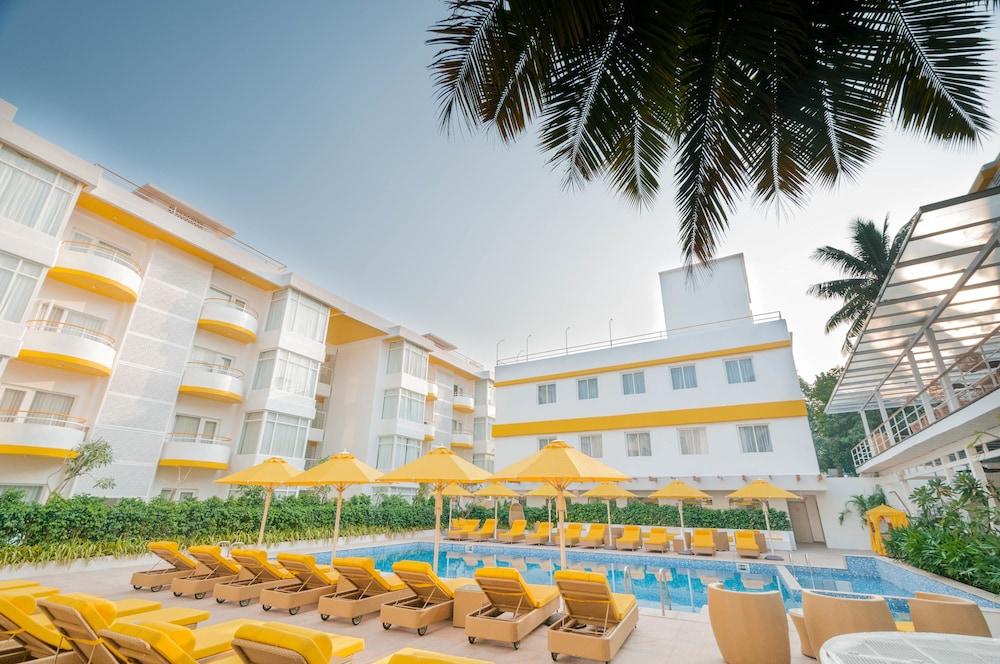 Bloomsuites L Calangute Buitenkant foto